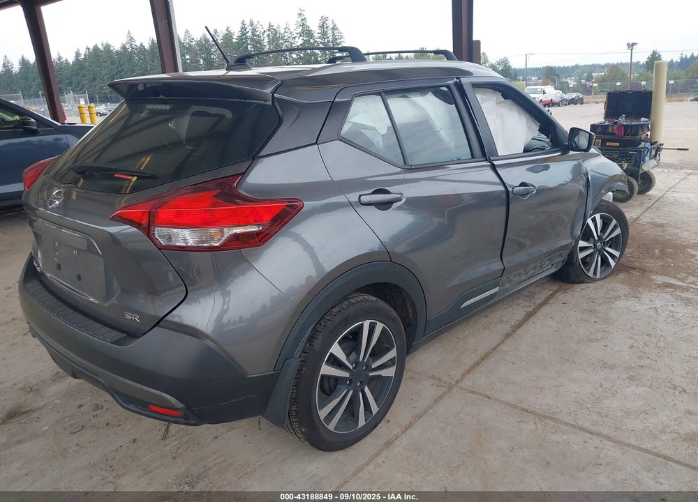 2018 NISSAN KICKS VIN: 3N1CP5CU2JL528960