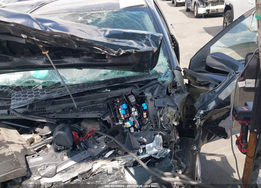 2019 TOYOTA COROLLA VIN: 5YFBURHE7KP944310