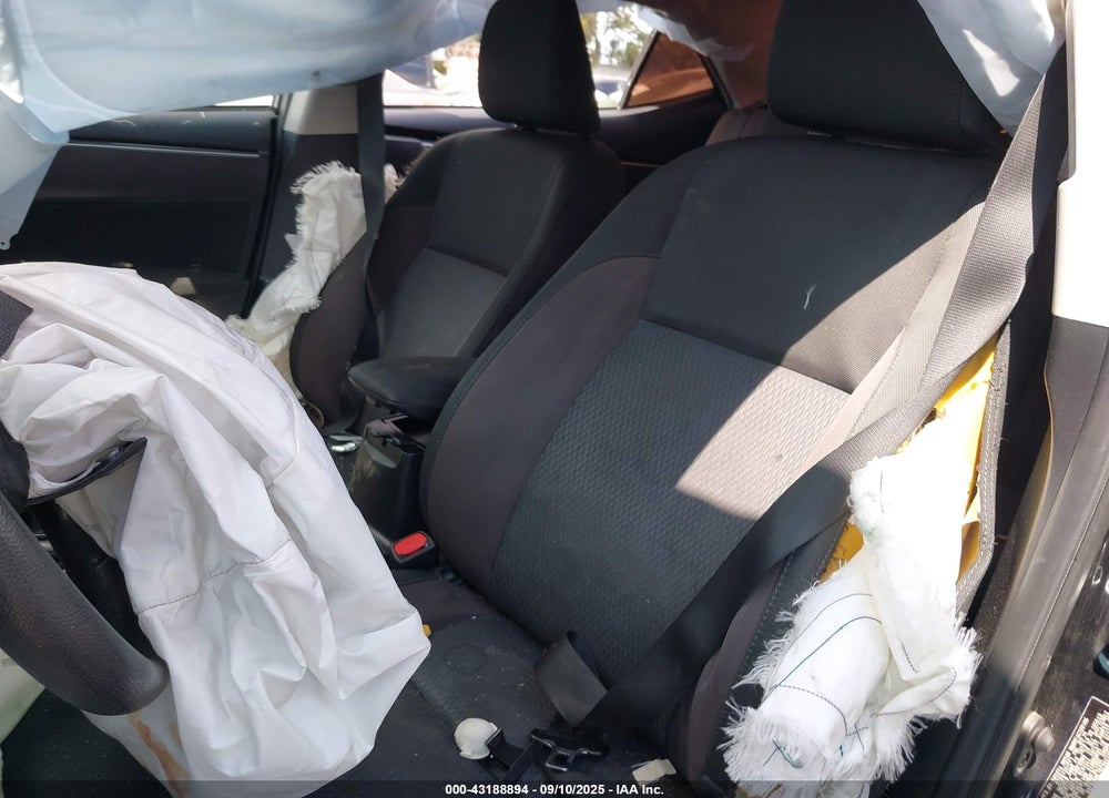 2019 TOYOTA COROLLA VIN: 5YFBURHE7KP944310