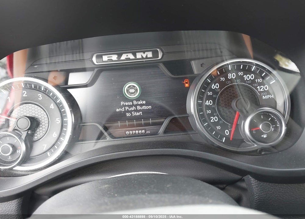2022 RAM 1500 BIG HORN 4X2 6'4 BOX VIN: 1C6RREBG3NN350311