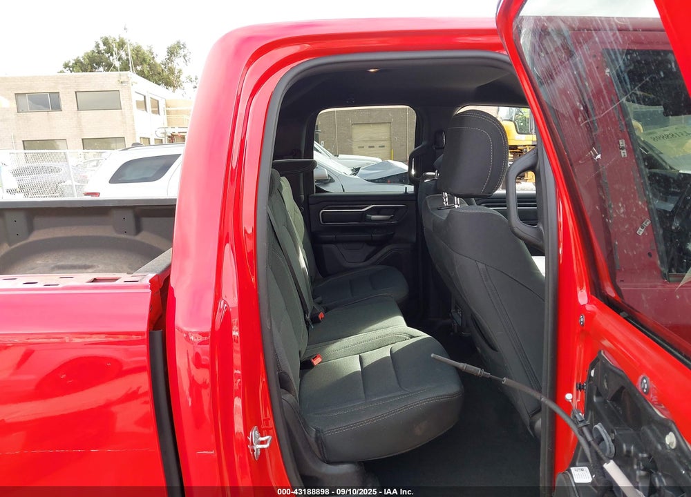 2022 RAM 1500 BIG HORN 4X2 6'4 BOX VIN: 1C6RREBG3NN350311