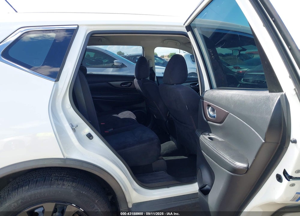 2016 NISSAN ROGUE VIN: JN8AT2MT2GW022363