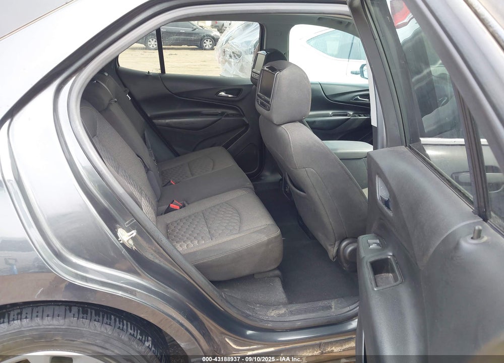 2019 CHEVROLET EQUINOX VIN: 3GNAXWEU6KS550627