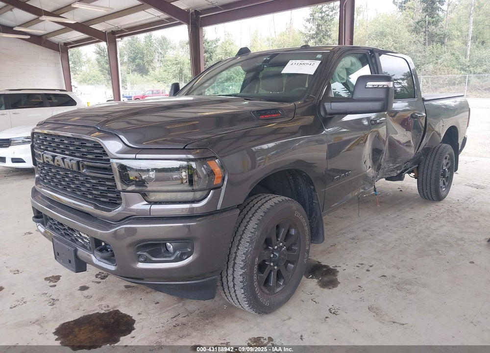 2024 RAM 2500 BIG HORN 4X4 6'4 BOX VIN: 3C6UR5DJ2RG327779