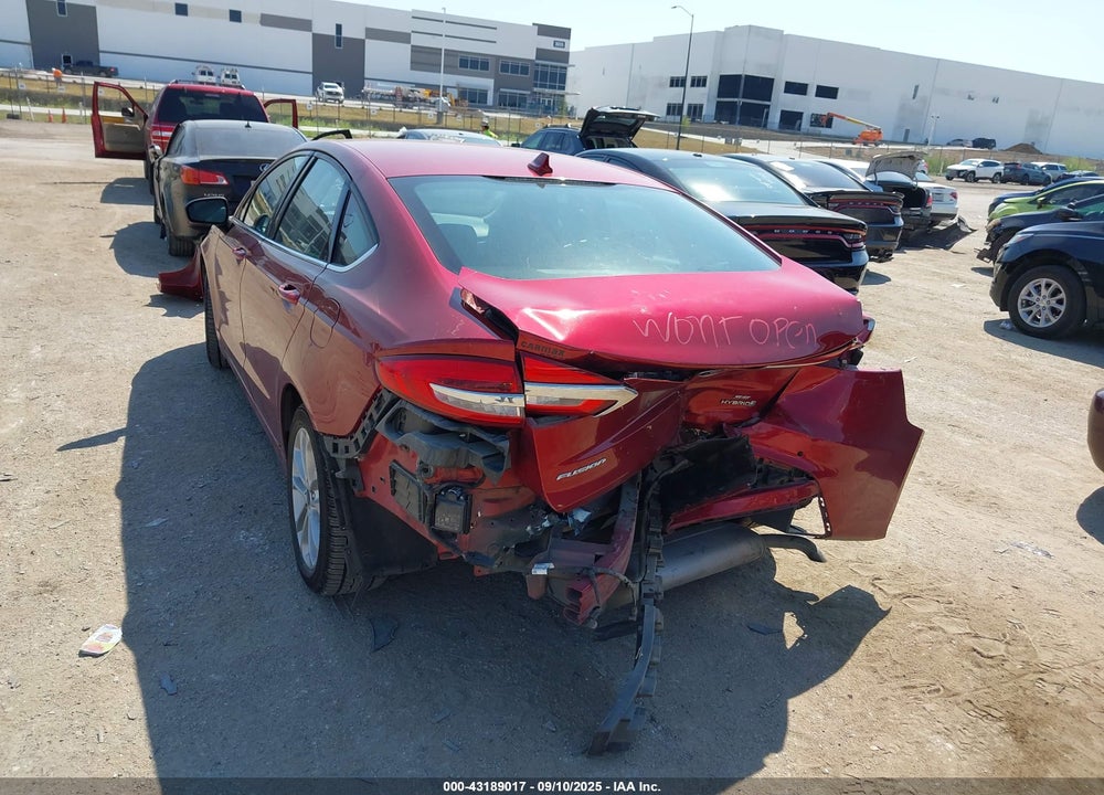 2019 FORD FUSION VIN: 3FA6P0LU6KR207800
