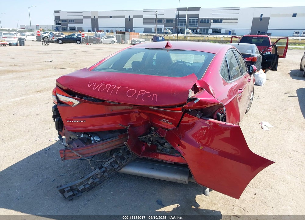 2019 FORD FUSION VIN: 3FA6P0LU6KR207800