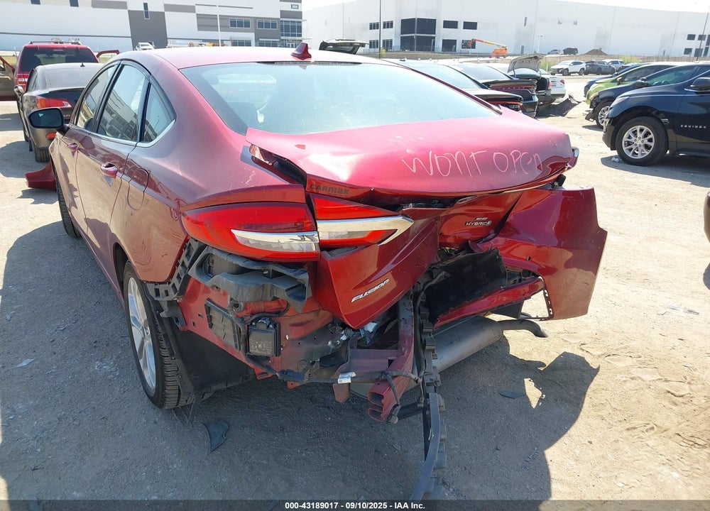 2019 FORD FUSION VIN: 3FA6P0LU6KR207800