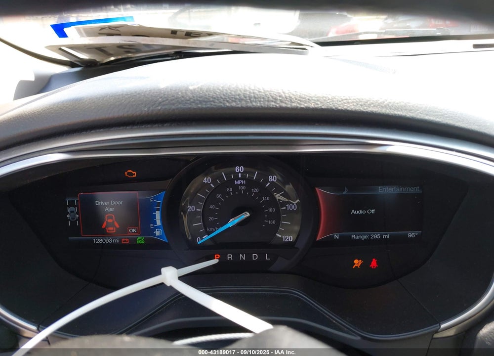 2019 FORD FUSION VIN: 3FA6P0LU6KR207800