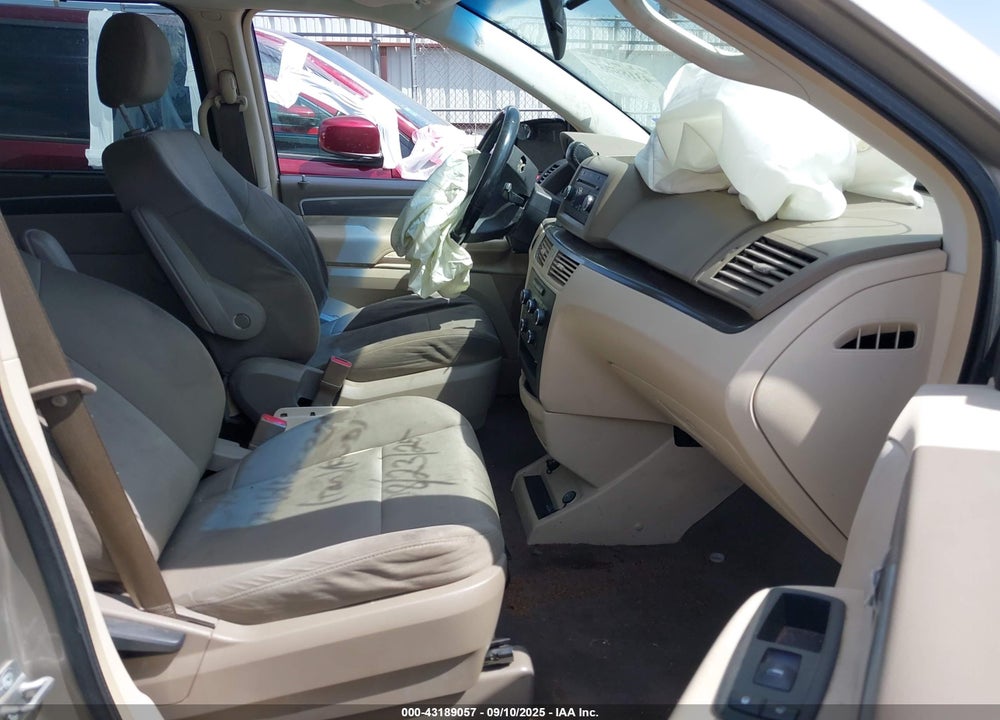 2009 VOLKSWAGEN ROUTAN VIN: 2V8HW34189R586430