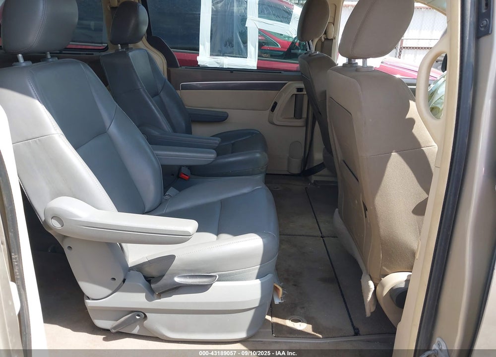 2009 VOLKSWAGEN ROUTAN VIN: 2V8HW34189R586430