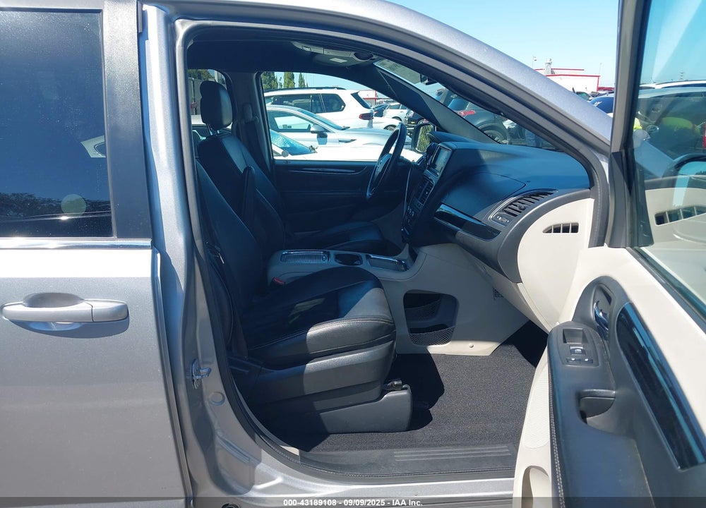 2018 DODGE GRAND CARAVAN VIN: 2C4RDGCG7JR268645