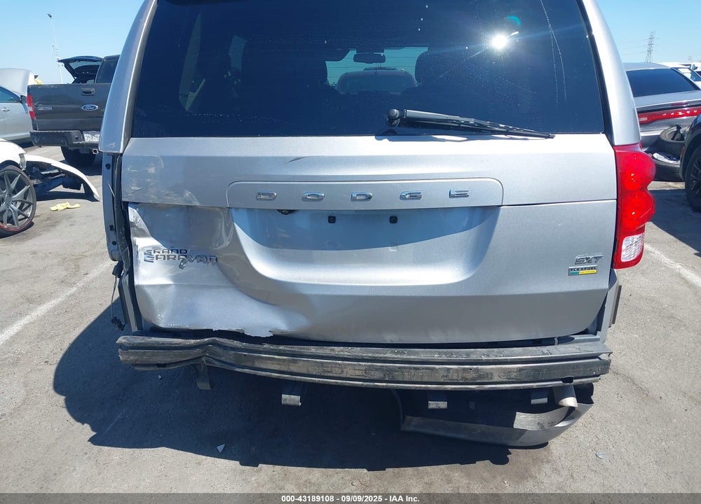 2018 DODGE GRAND CARAVAN VIN: 2C4RDGCG7JR268645