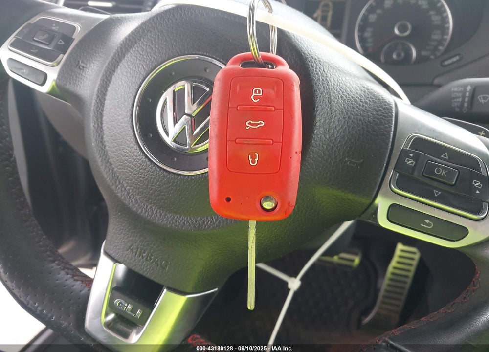 2013 VOLKSWAGEN JETTA VIN: 3VW467AJ8DM228473