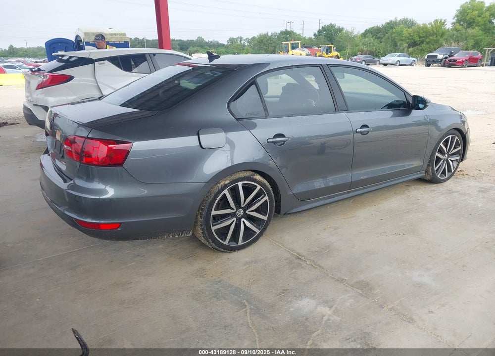 2013 VOLKSWAGEN JETTA VIN: 3VW467AJ8DM228473