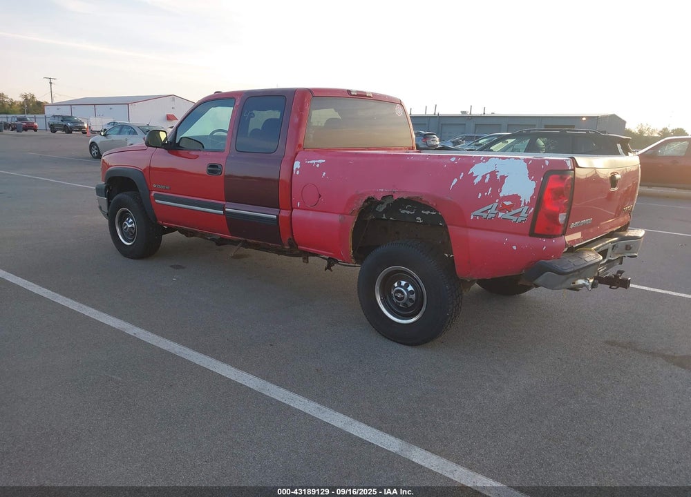 2005 CHEVROLET SILVERADO 2500HD LS VIN: 1GCHK29UX5E127802