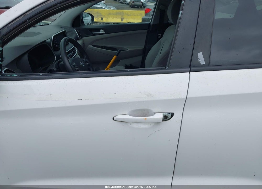2019 HYUNDAI TUCSON SE VIN: KM8J23A46KU052838