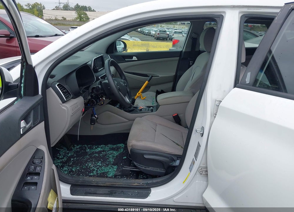 2019 HYUNDAI TUCSON SE VIN: KM8J23A46KU052838