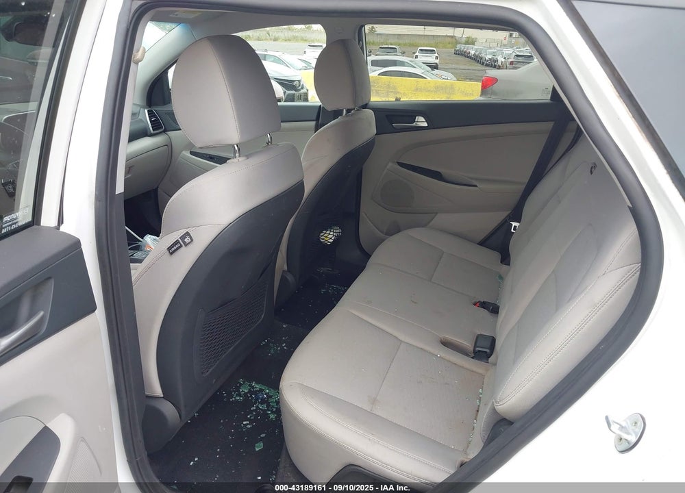 2019 HYUNDAI TUCSON SE VIN: KM8J23A46KU052838