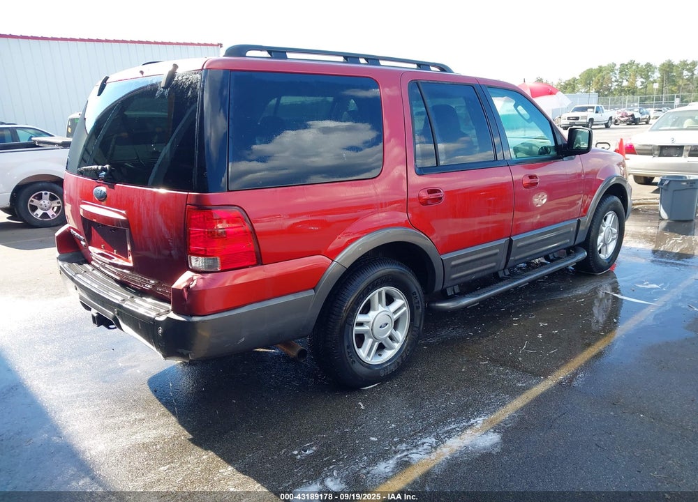 2005 FORD EXPEDITION XLT VIN: 1FMFU15535LA57464