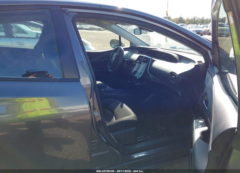2022 TOYOTA PRIUS VIN: JTDKAMFU0N3159176