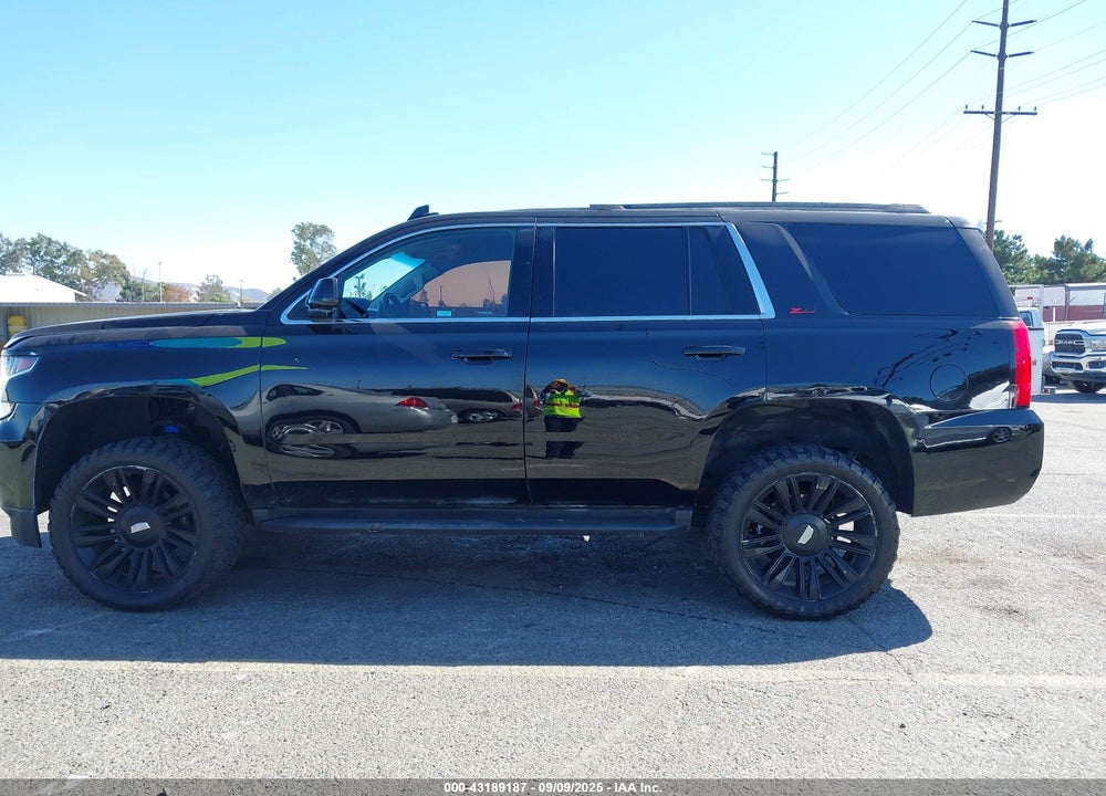 2017 CHEVROLET TAHOE VIN: 1GNSCBKCXHR253859