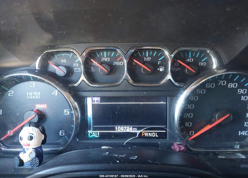 2017 CHEVROLET TAHOE VIN: 1GNSCBKCXHR253859