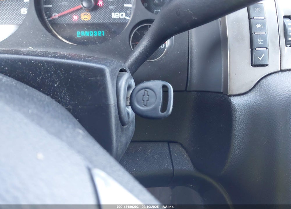 2007 CHEVROLET SUBURBAN 1500 VIN: 3GNFK16377G241403