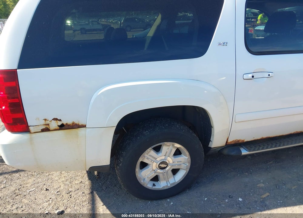 2007 CHEVROLET SUBURBAN 1500 VIN: 3GNFK16377G241403