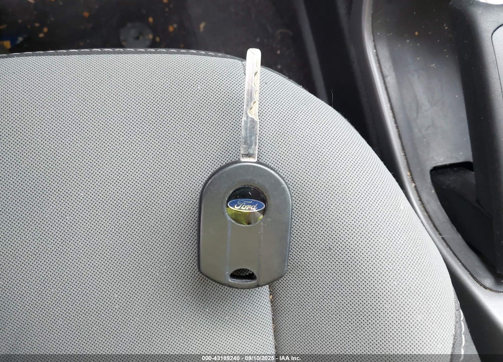 2014 FORD ESCAPE VIN: 1FMCU9G91EUA55322