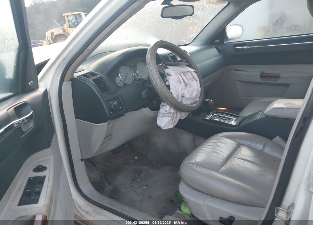 2005 CHRYSLER 300 TOURING VIN: 2C3AA53G95H658141