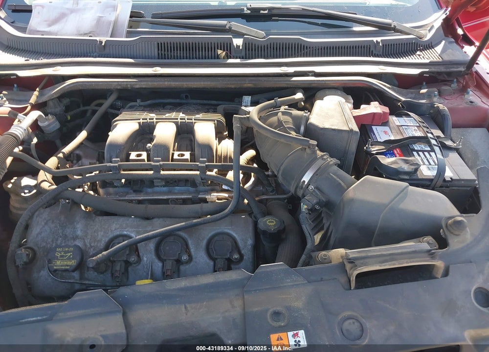 2010 FORD TAURUS VIN: 1FAHP2FW8AG108810