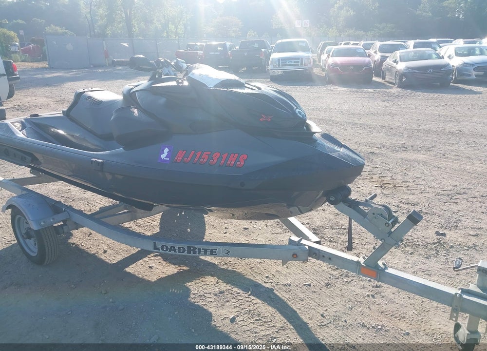 2022 SEADOO RXP VIN: YDV73385C222