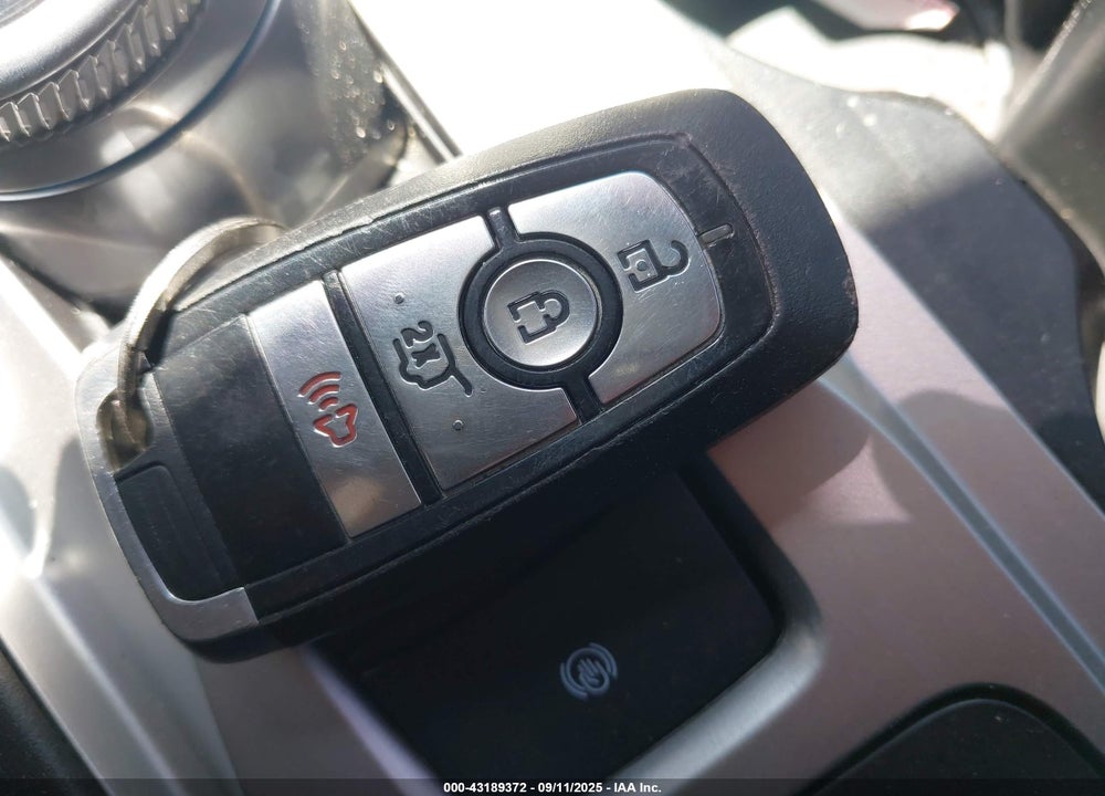 2020 FORD EXPLORER VIN: 1FMSK7DHXLGB15904