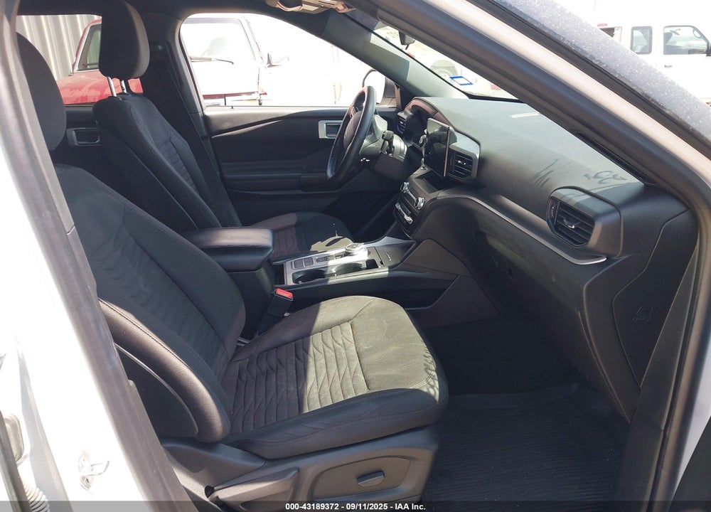 2020 FORD EXPLORER VIN: 1FMSK7DHXLGB15904