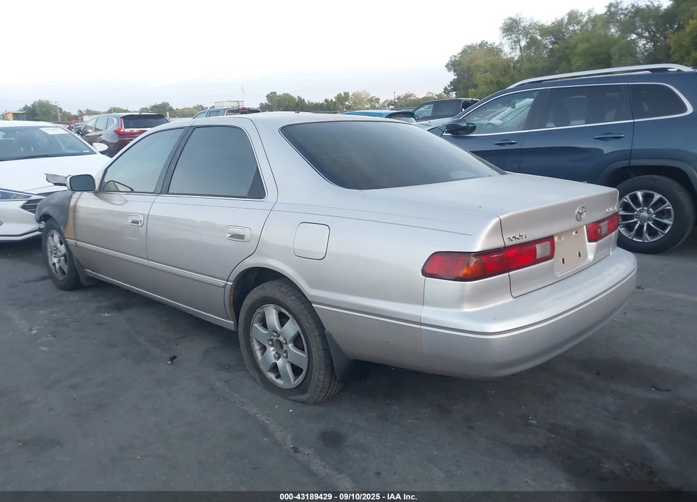 1997 TOYOTA CAMRY LE VIN: 4T1BG22KXVU787551