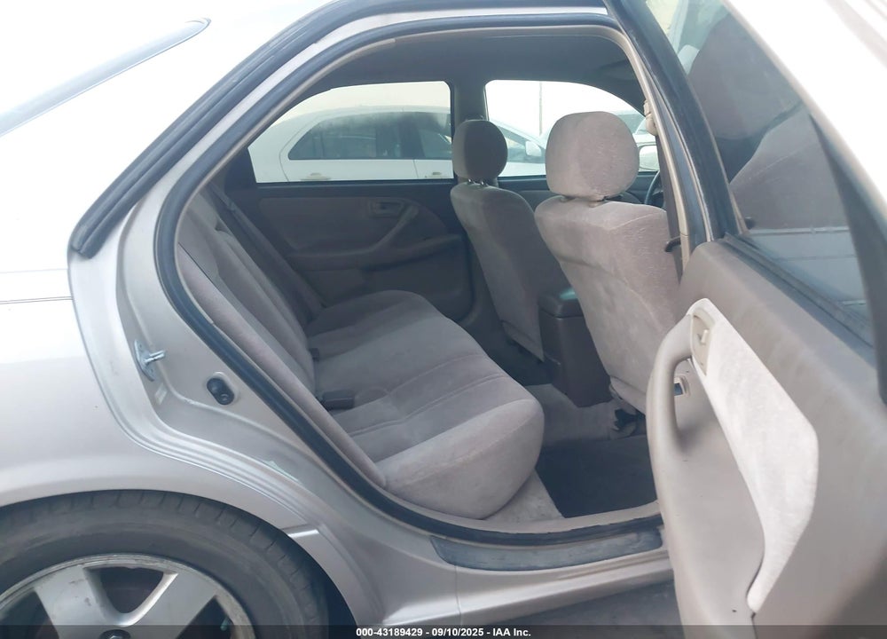 1997 TOYOTA CAMRY LE VIN: 4T1BG22KXVU787551