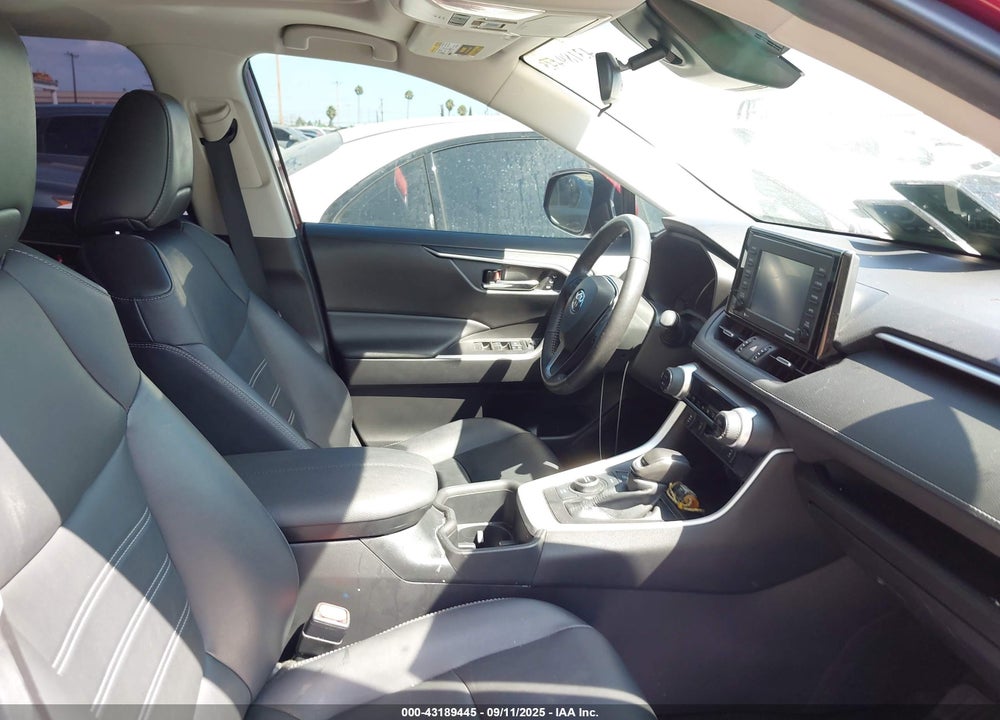 2022 TOYOTA RAV4 HYBRID XLE PREMIUM VIN: 2T3B6RFV8NW037184