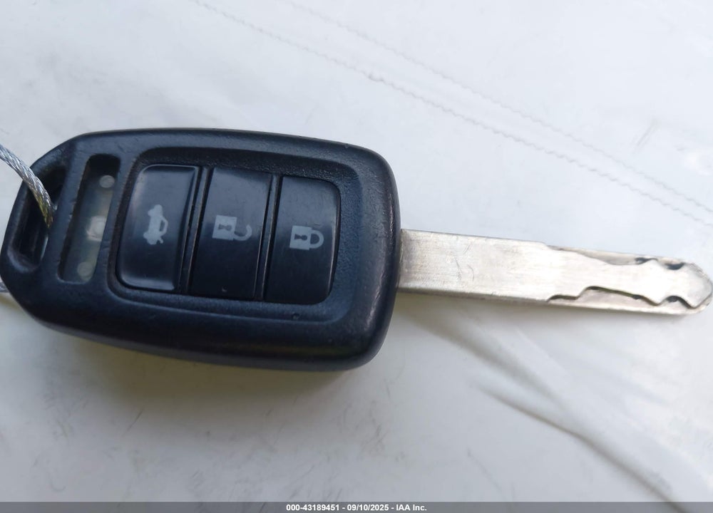 2013 HONDA ACCORD VIN: 1HGCR2F31DA108953