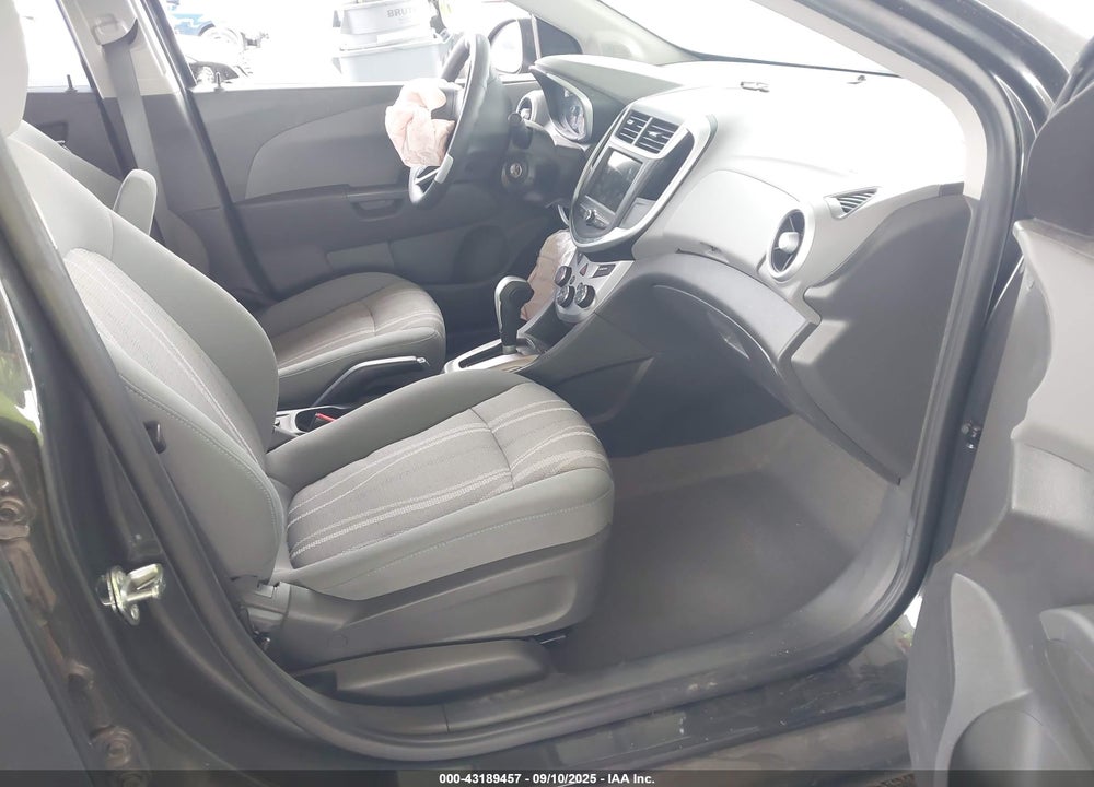 2018 CHEVROLET SONIC VIN: 1G1JD5SH2J4106168