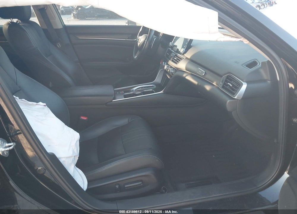 2018 HONDA ACCORD VIN: 1HGCV2F9XJA046321