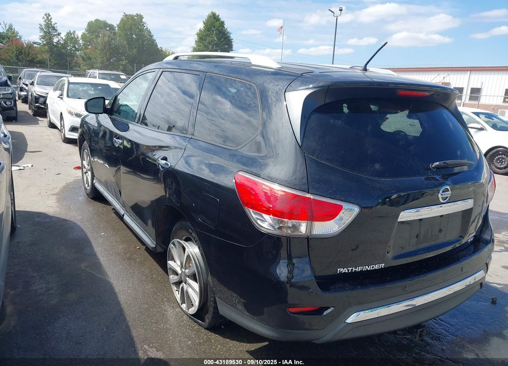 2015 NISSAN PATHFINDER VIN: 5N1AR2MM1FC635119