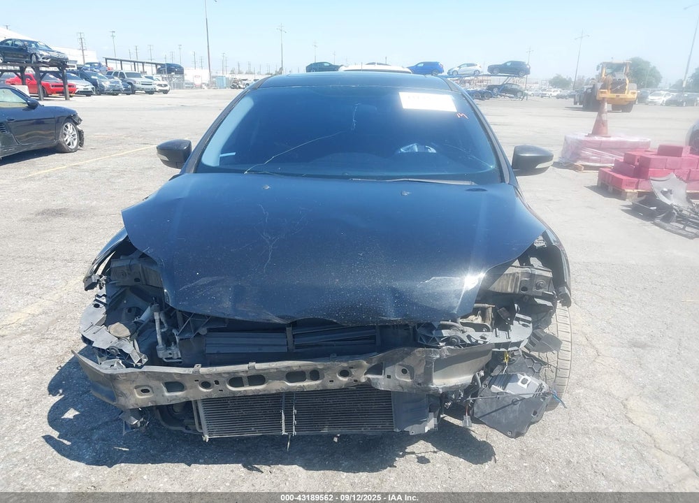 2014 FORD FOCUS VIN: 1FADP3J26EL276600