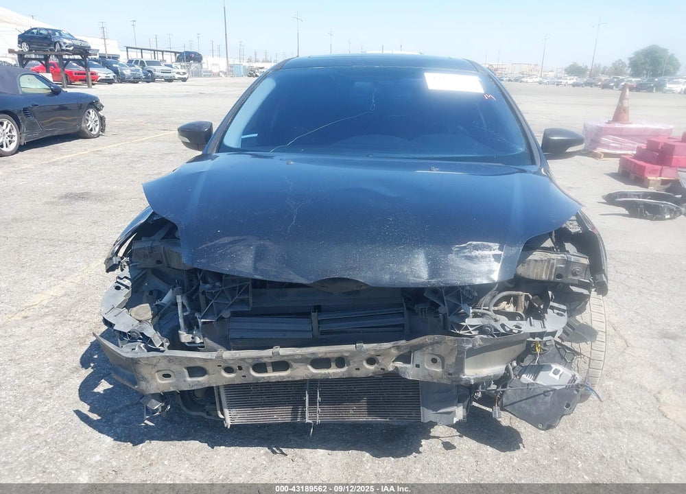 2014 FORD FOCUS VIN: 1FADP3J26EL276600