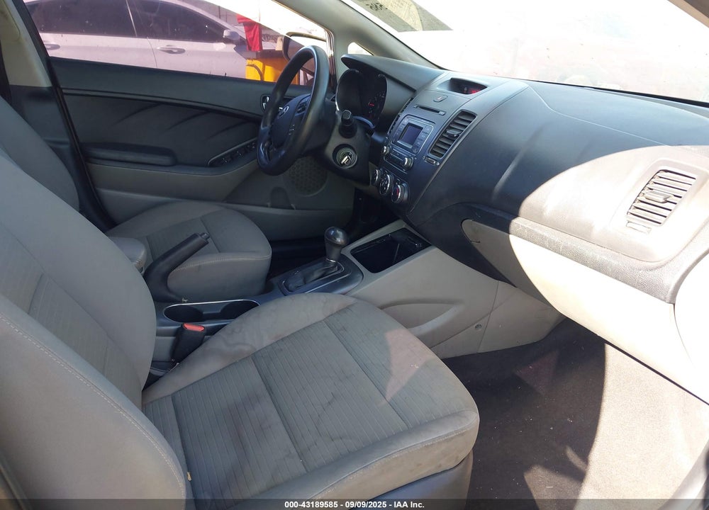 2015 KIA FORTE LX VIN: KNAFX4A69F5363969