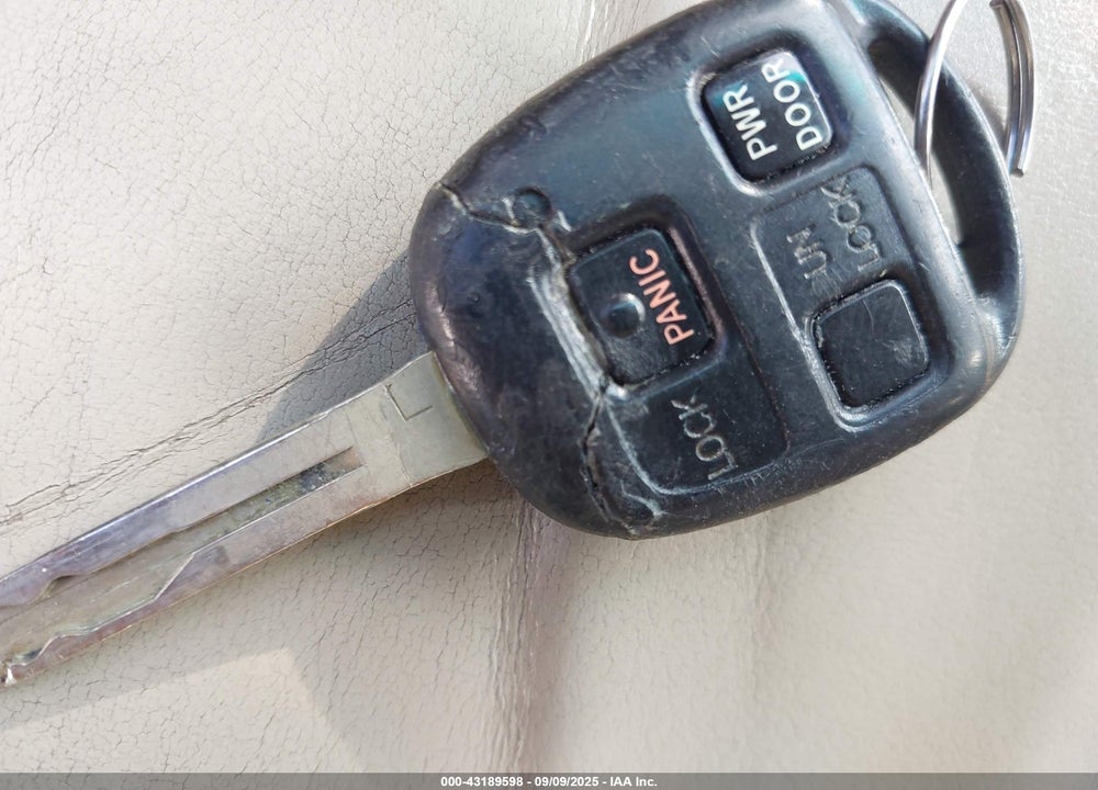 2007 LEXUS RX 350 VIN: 2T2HK31U17C038574
