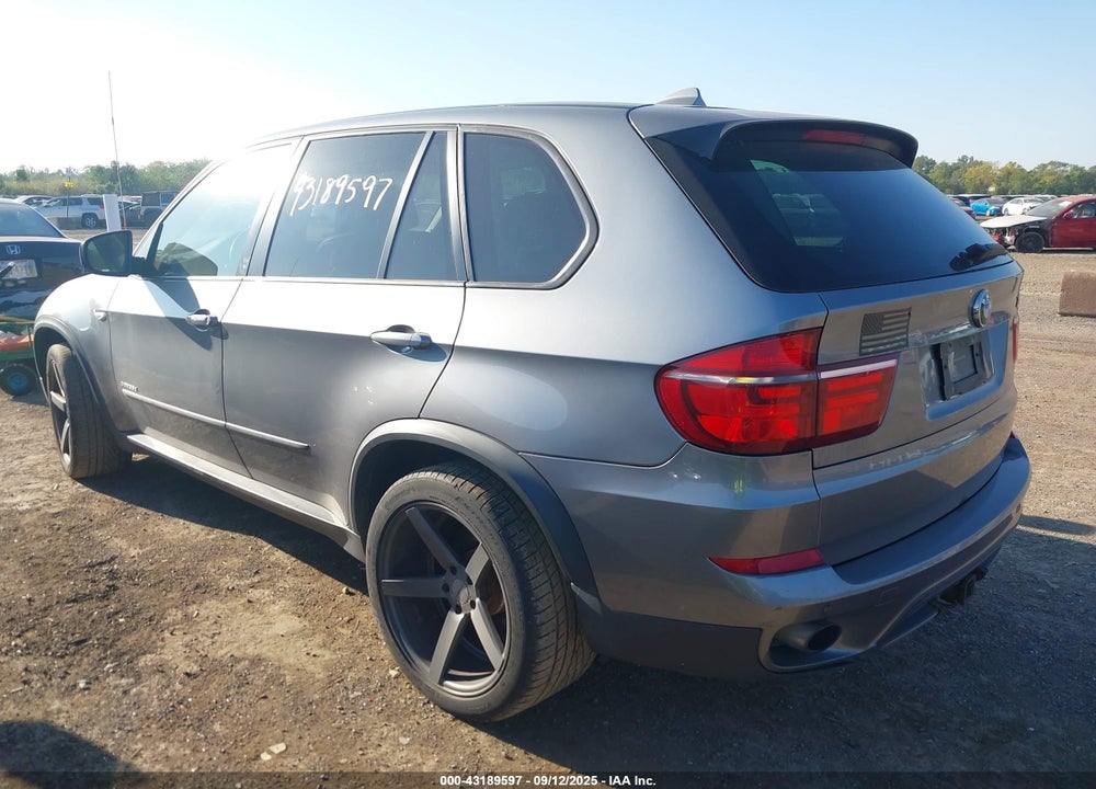 2011 BMW X5 VIN: 5UXZW0C50BL657720