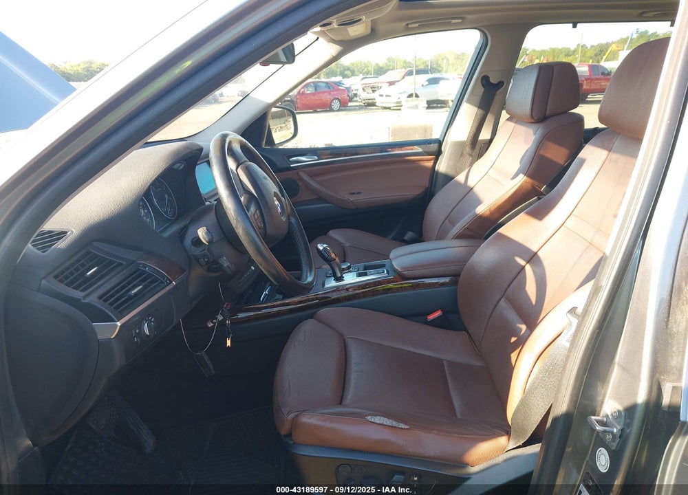 2011 BMW X5 VIN: 5UXZW0C50BL657720