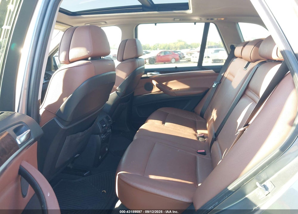 2011 BMW X5 VIN: 5UXZW0C50BL657720