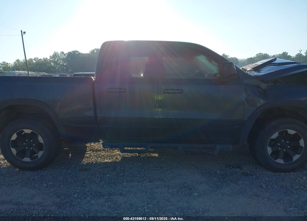 2019 RAM 1500 VIN: 1C6SRFET9KN906181