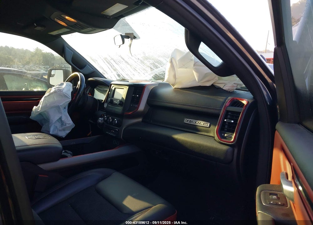 2019 RAM 1500 VIN: 1C6SRFET9KN906181